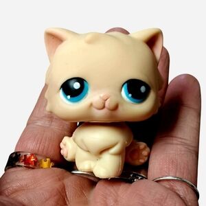 2004 Littlest Pet Shop Cat